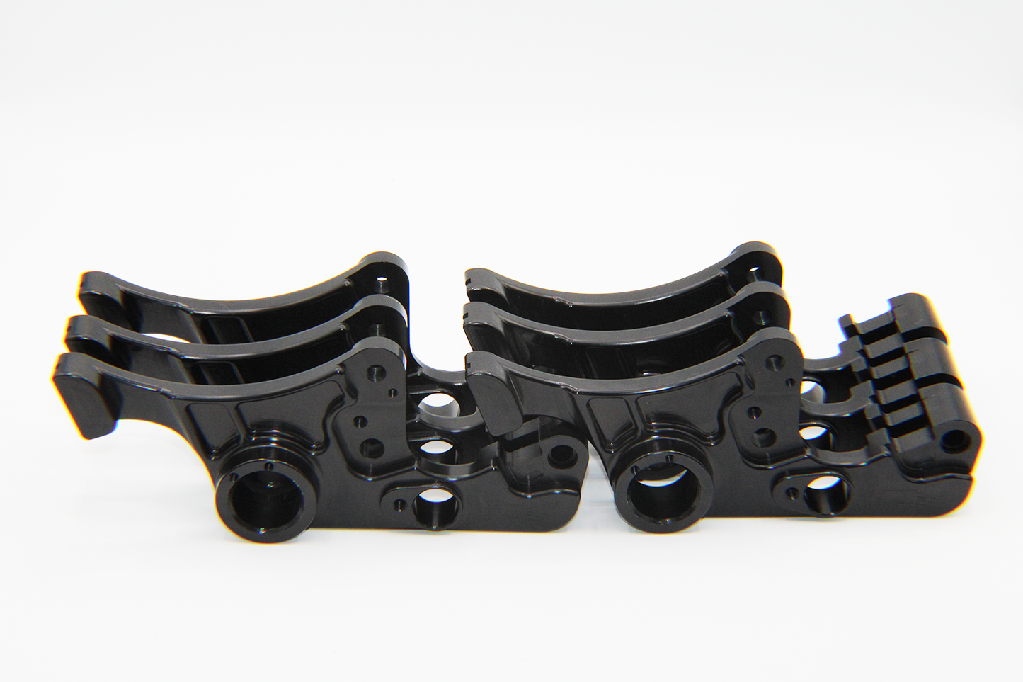 SUZUKI GSXR1000 09'+ UNDERSLUNG CALIPER BRACKET