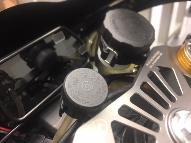 33mm RADIUS RESERVOIR BRACKET