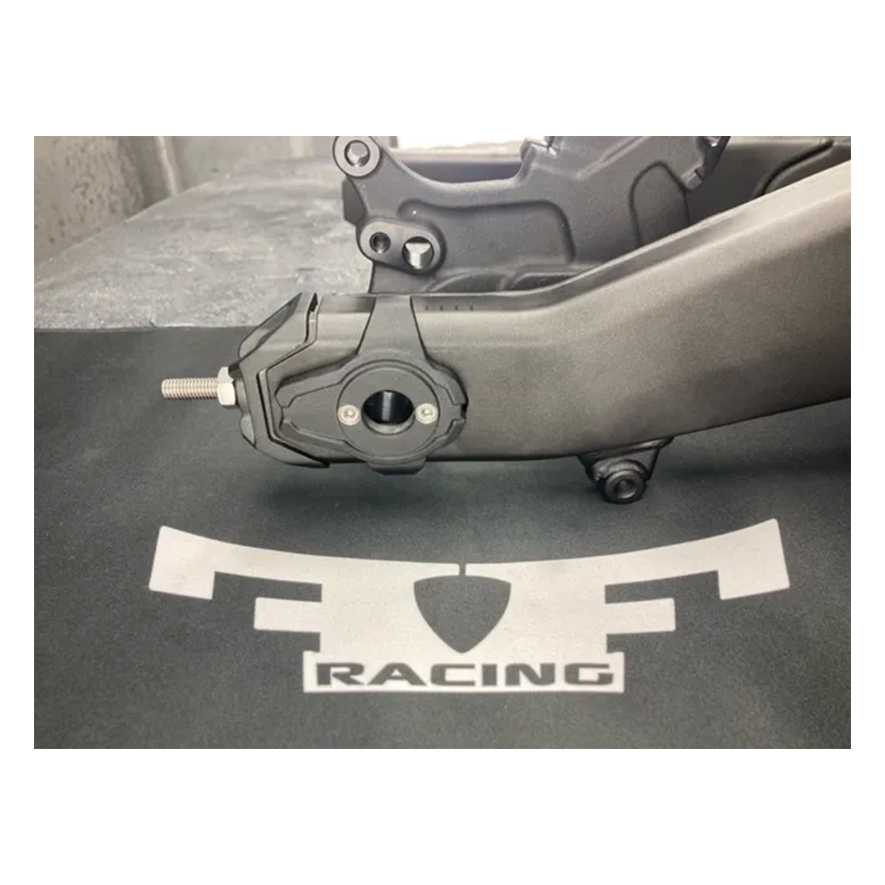 KAWASAKI ZX4RR 23'+ CAPTIVE CALIPER KITS