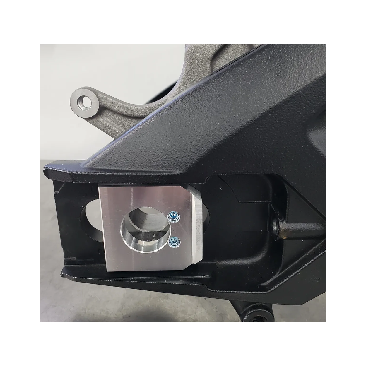 SUZUKI GSXR600/750 06'+ CAPTIVE CALIPER BRACKET KITS