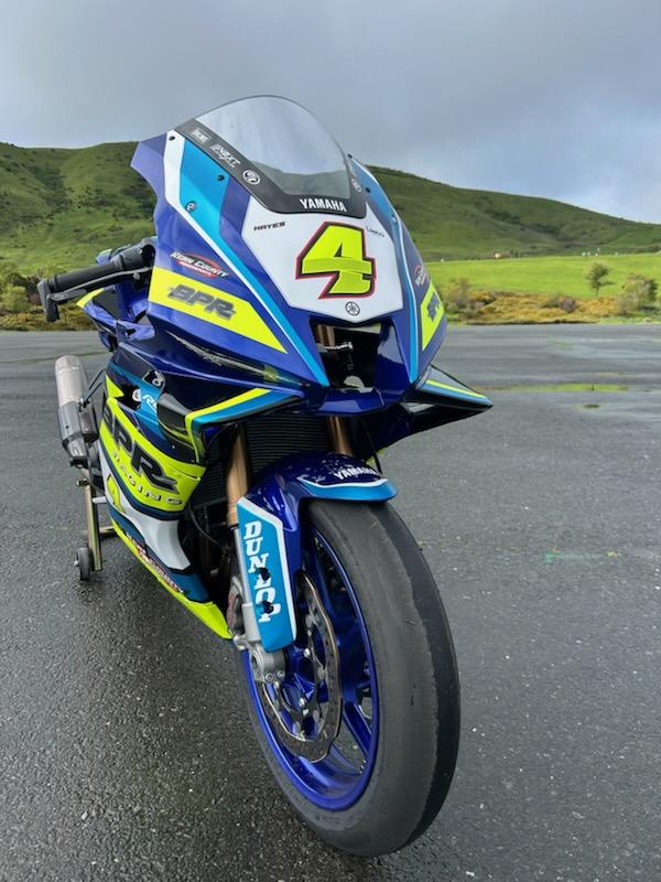 YAMAHA YZF-R9 2025' + SUPERBIKE KIT