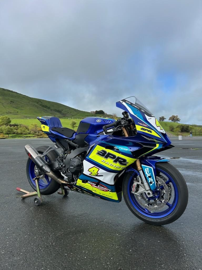 YAMAHA YZF-R9 2025' + SUPERBIKE KIT