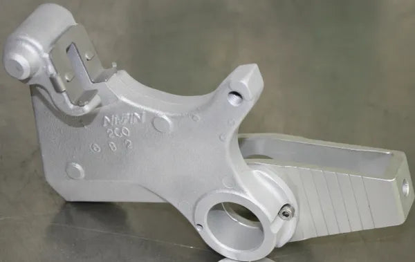 YAMAHA R6 06-16' CALIPER BRACKET KITS