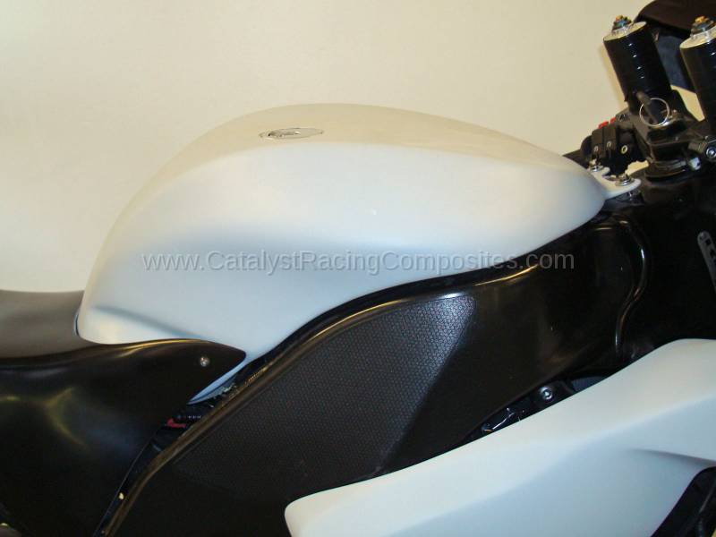 CATALYST KAWASAKI ZX10 04-07' LOWERED TANK TOP – iOneMoto