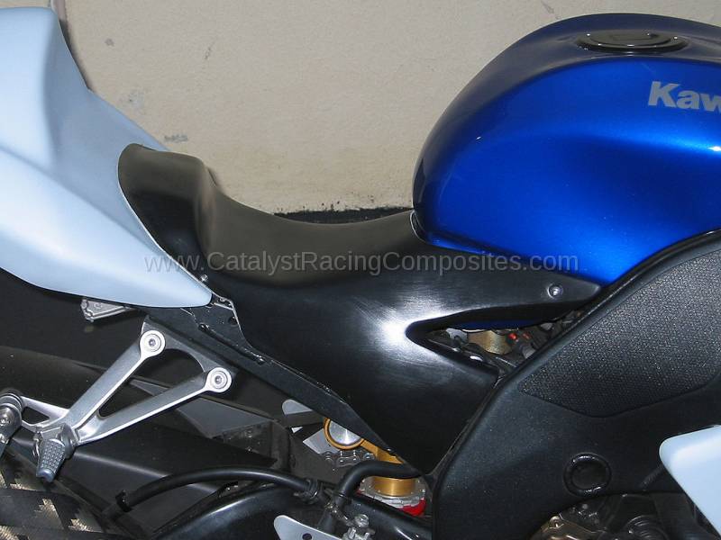 KAWASAKI ZX10 04-05' DRAG STEP SEAT