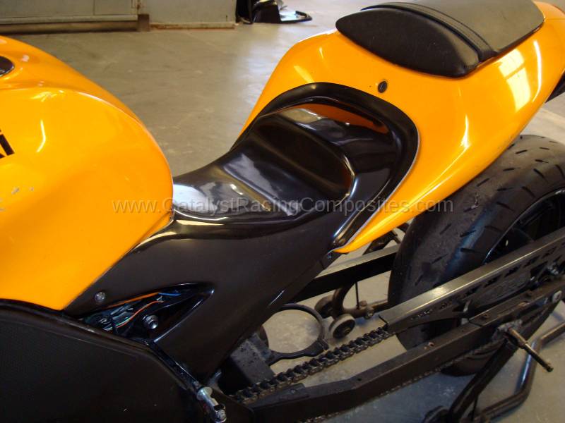 KAWASAKI ZX10 06-07' DRAG STEP SEAT