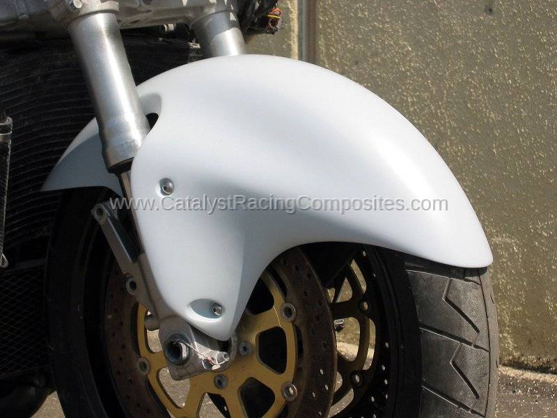 SUZUKI HAYABUSA 99-07' LOWERED FRONT FENDER
