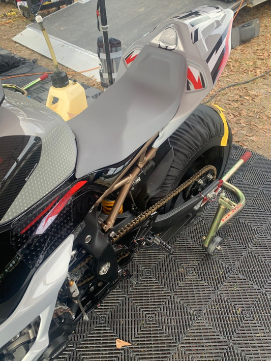 bmw s1000 seatbase