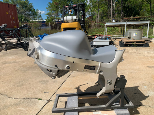 SUZUKI HAYABUSA 99-20' GRUDGE TANK TOP W/WINGS 2.0