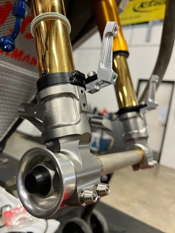 DUCATI SUPER FRONT FENDER FGR KIT