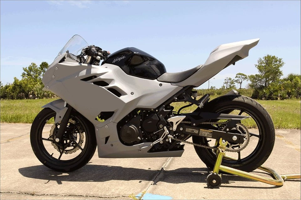 KAWASAKI NINJA 400 18'+ SUPERSPORT KIT