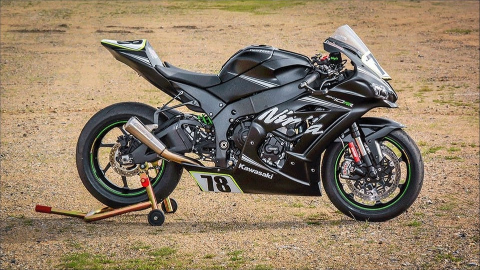 KAWASAKI ZX10 16-20' SUPERSPORT KIT