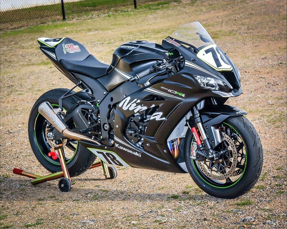 KAWASAKI ZX10 16-20' SUPERSPORT KIT