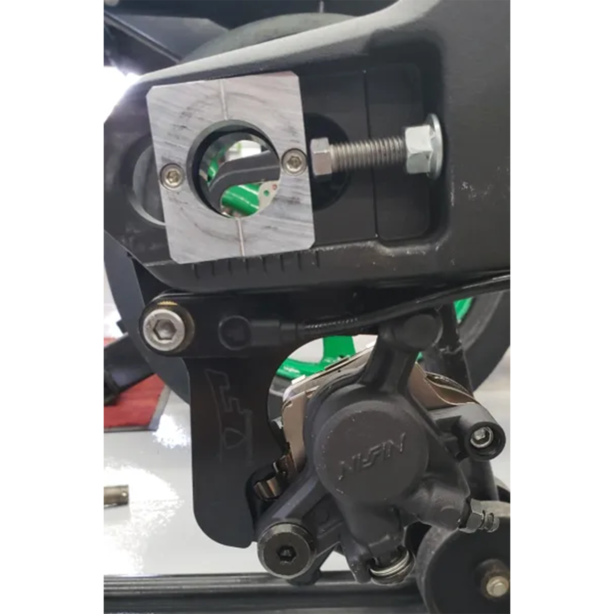 KAWASAKI ZX10 11'+ CAPTIVE CALIPER KITS