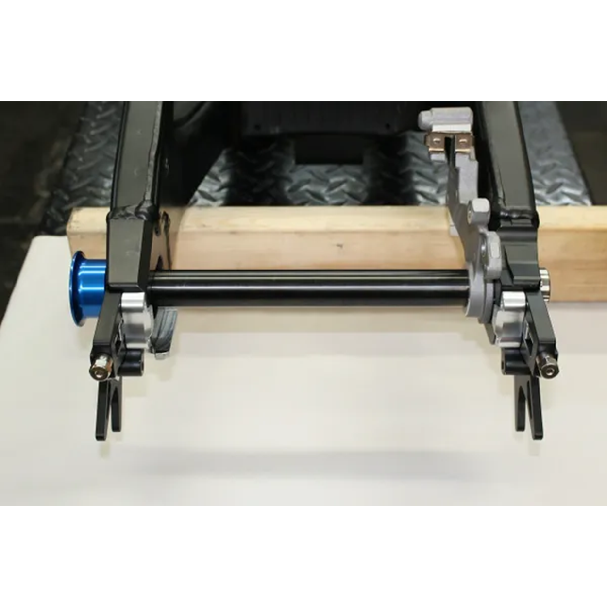 YAMAHA R6 06'+ REAR QUICK CHANGE KITS – iOneMoto