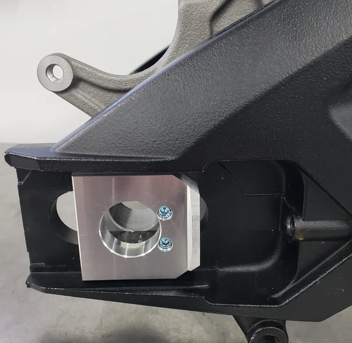 SUZUKI GSXR600/750 06'+ CAPTIVE CALIPER BRACKET KITS