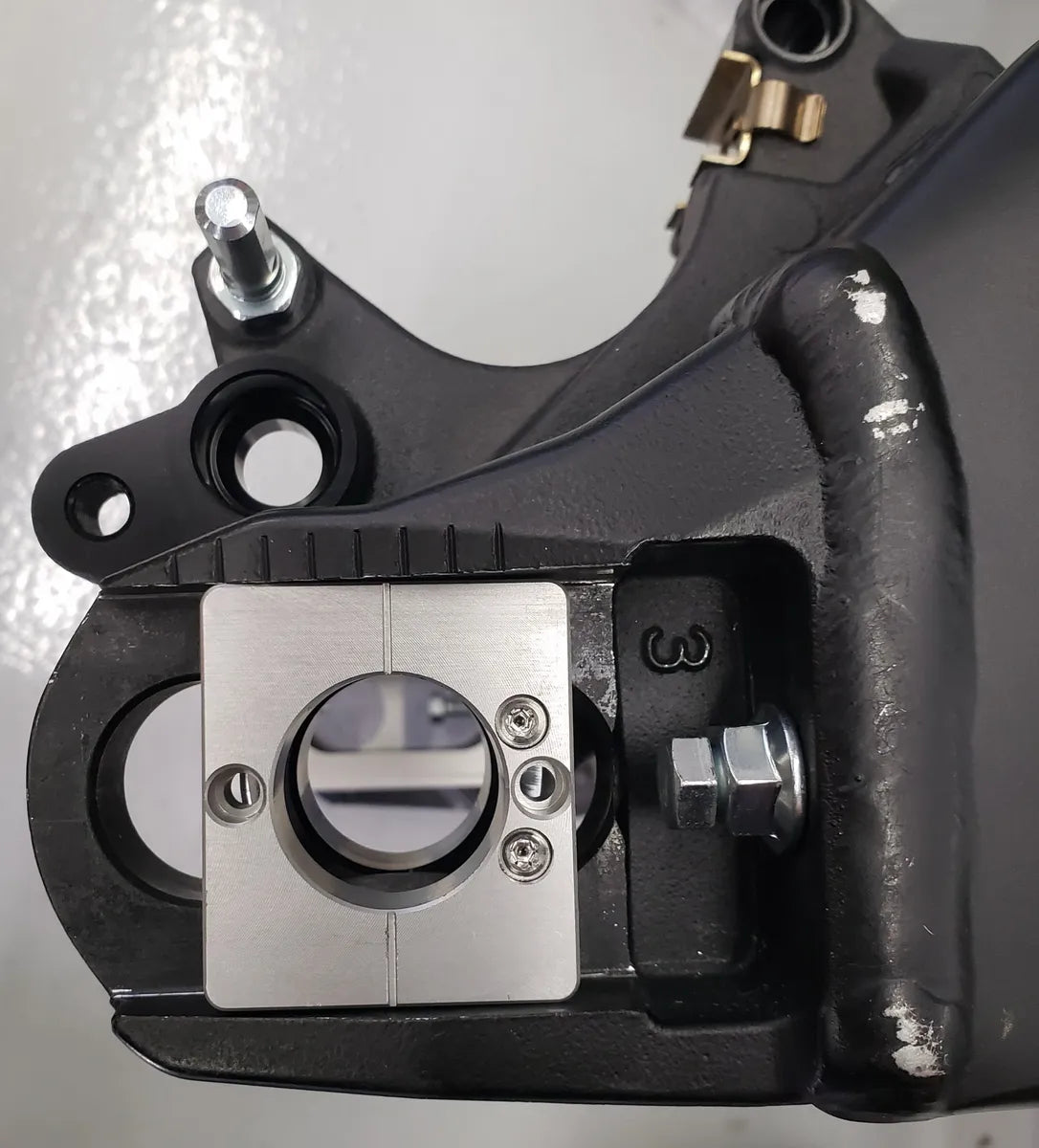 KAWASAKI ZX10 11'+ CAPTIVE CALIPER KITS