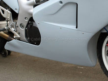 Load image into Gallery viewer, SUZUKI SV650 99-02&#39; LOWER
